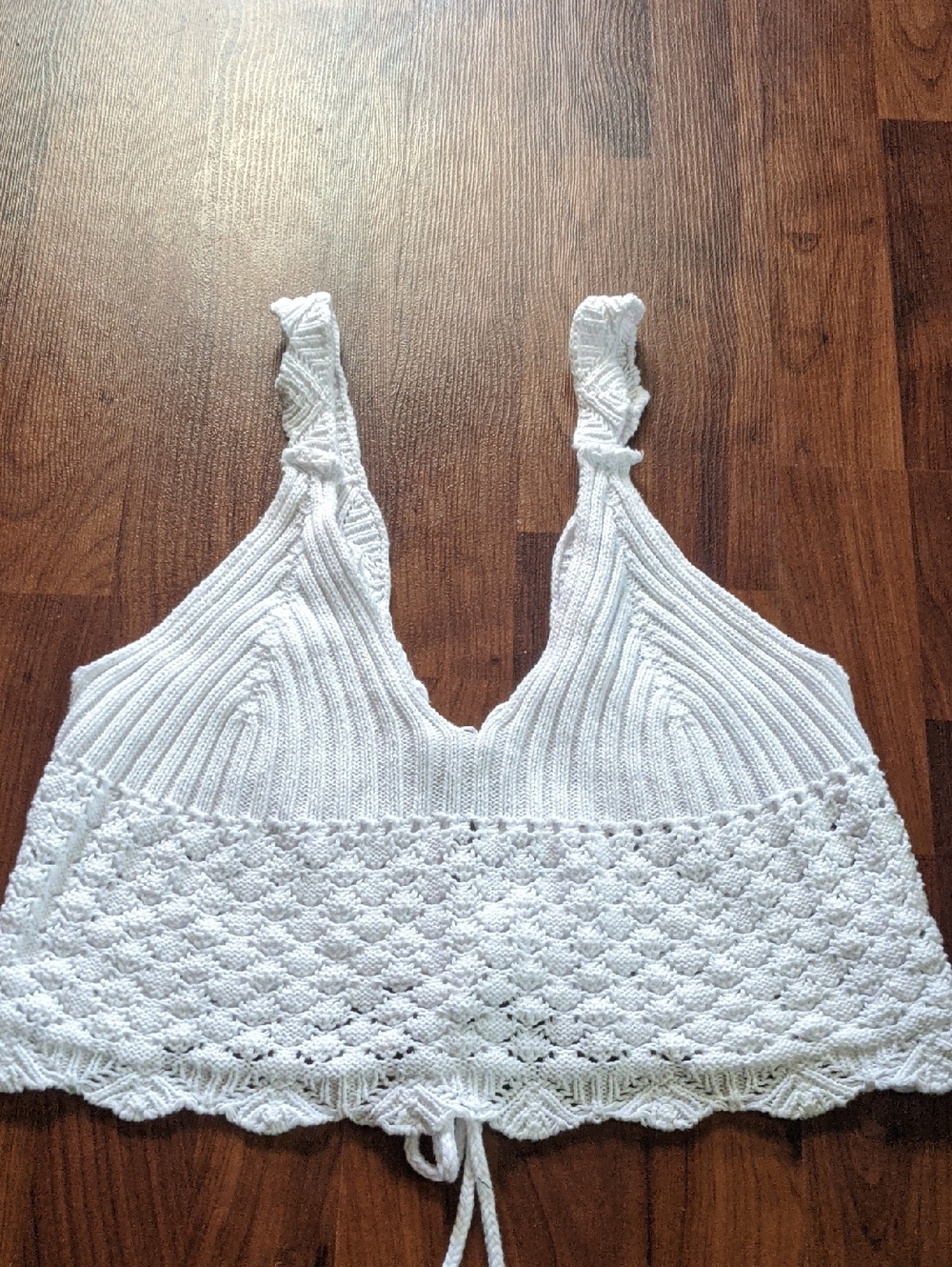 Forever 21 White Crochet Ribbed V-Neck Crop Camisole